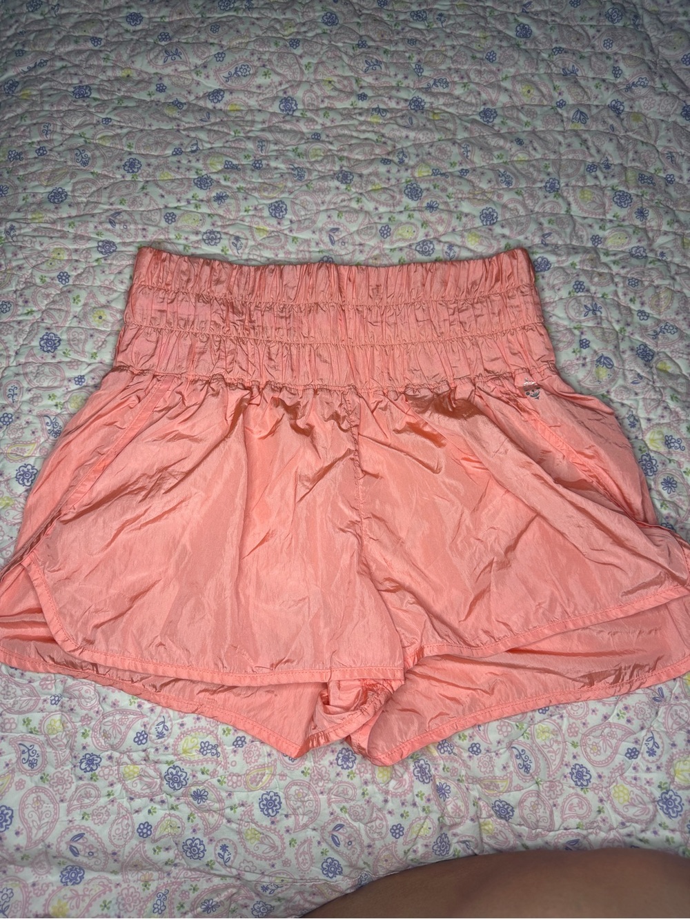 Free people High-Waist Coral Women’s Elastic Waist Shorts Sz large